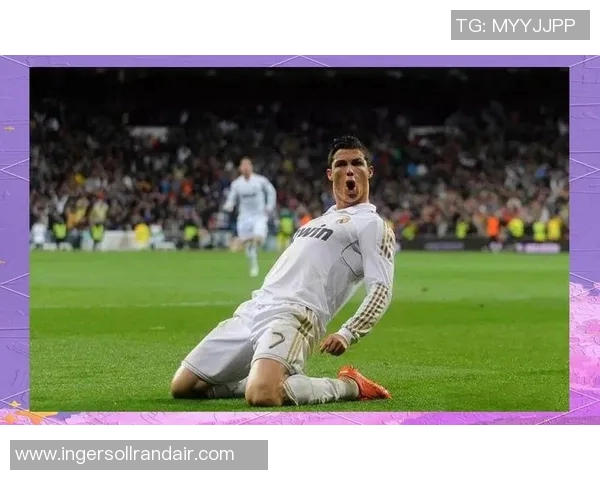 足球明星不礼貌行为的真实案例与对体育精神的影响分析 足球明星不礼貌行为的真实案例与对体育精神的影响分析